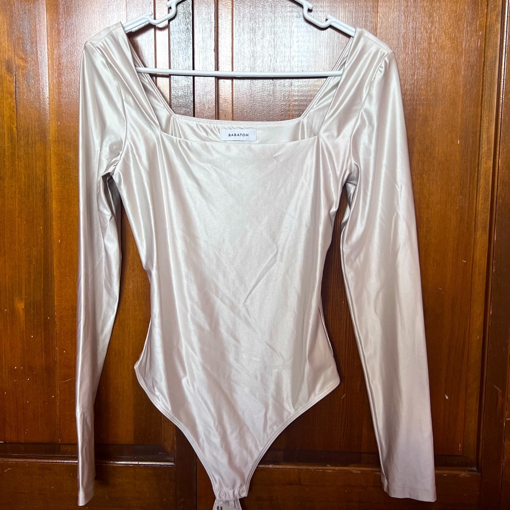 Aritzia Babaton Satinette Square Necked Long Sleeve Bodysuit Size S